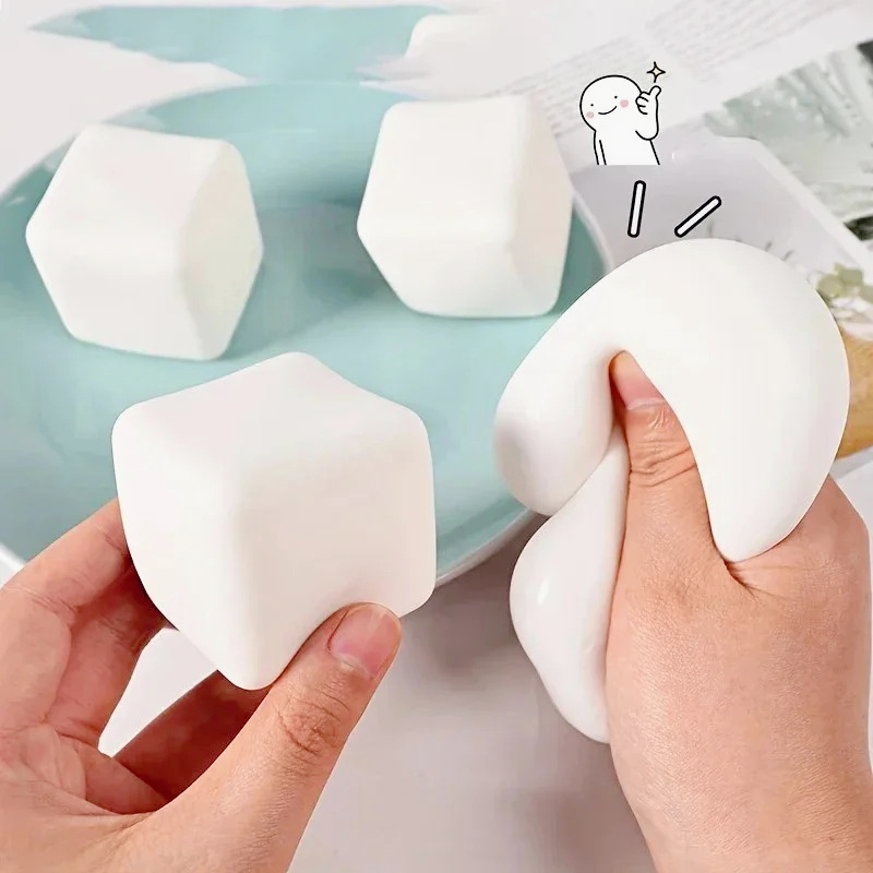 Party Games Easter For Kids - 1개입 두부 모양 소프트 핀치 슬로우